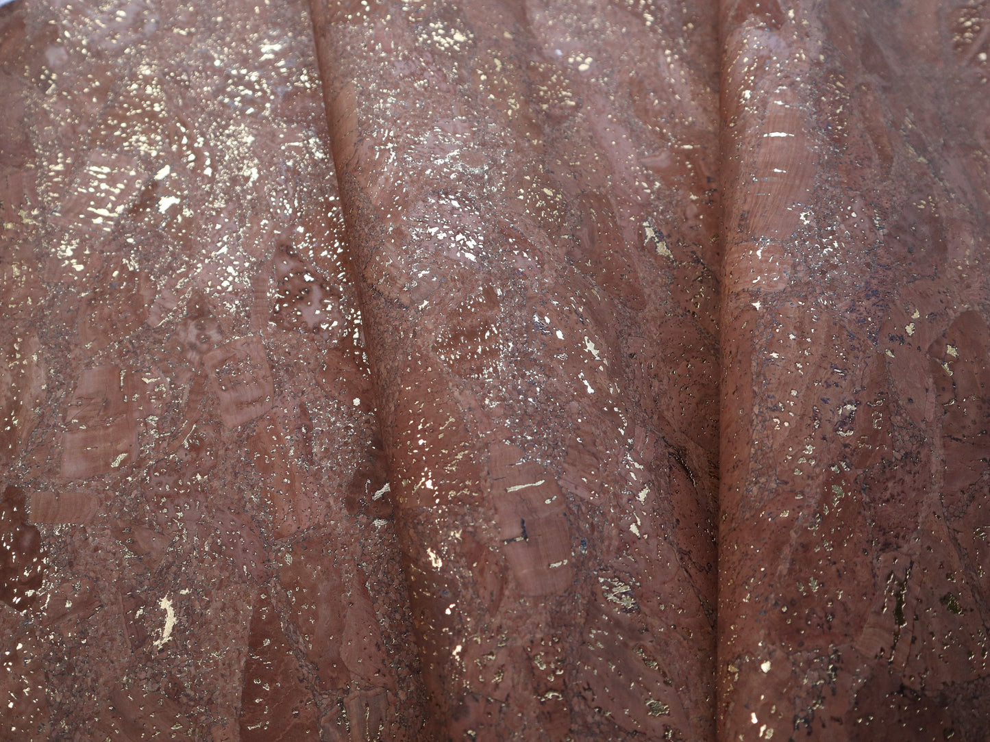 REMNANT/OFFCUT - Cork Fabric 18"x33.5" - Golden Chestnut