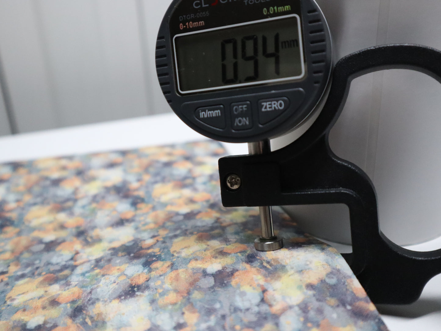 Cork Fabric Roll - Focus