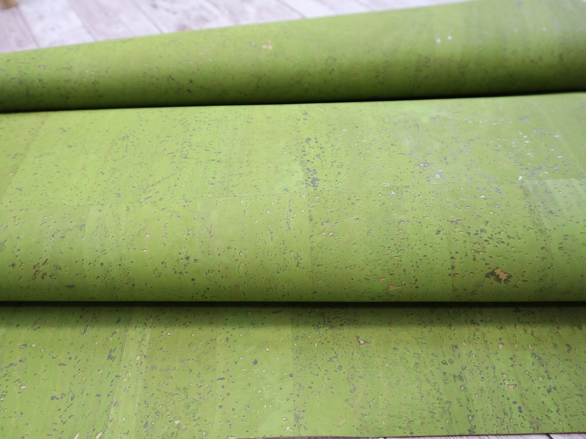 REMNANT/OFFCUT - Cork Fabric 18" x 18" - Refined Lime