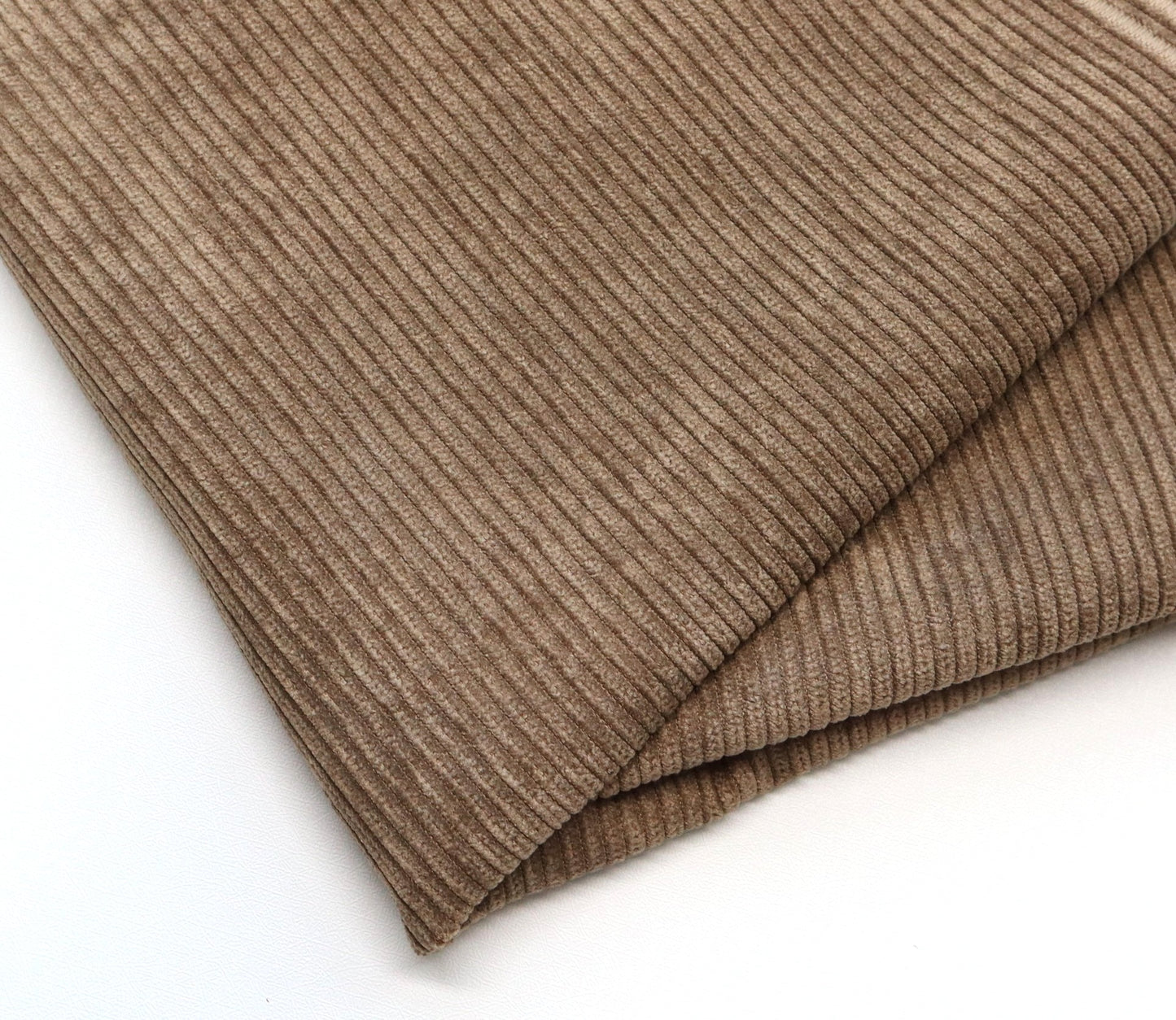 REMNANT/OFFCUT - Corduroy 7 Wale - Cortado- 17.75" x 58"
