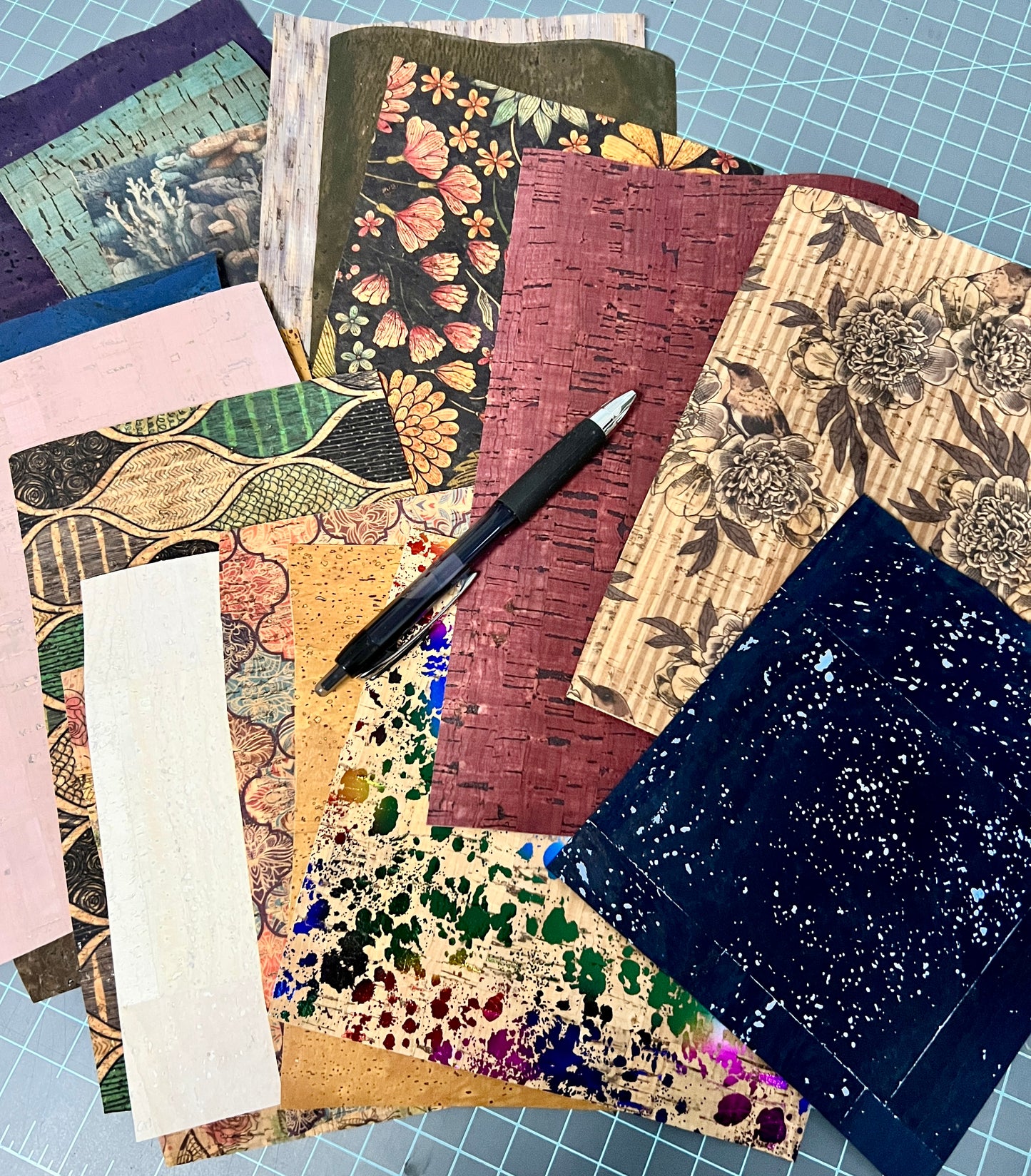 XL Cork Fabric Scrap Pack- 7oz