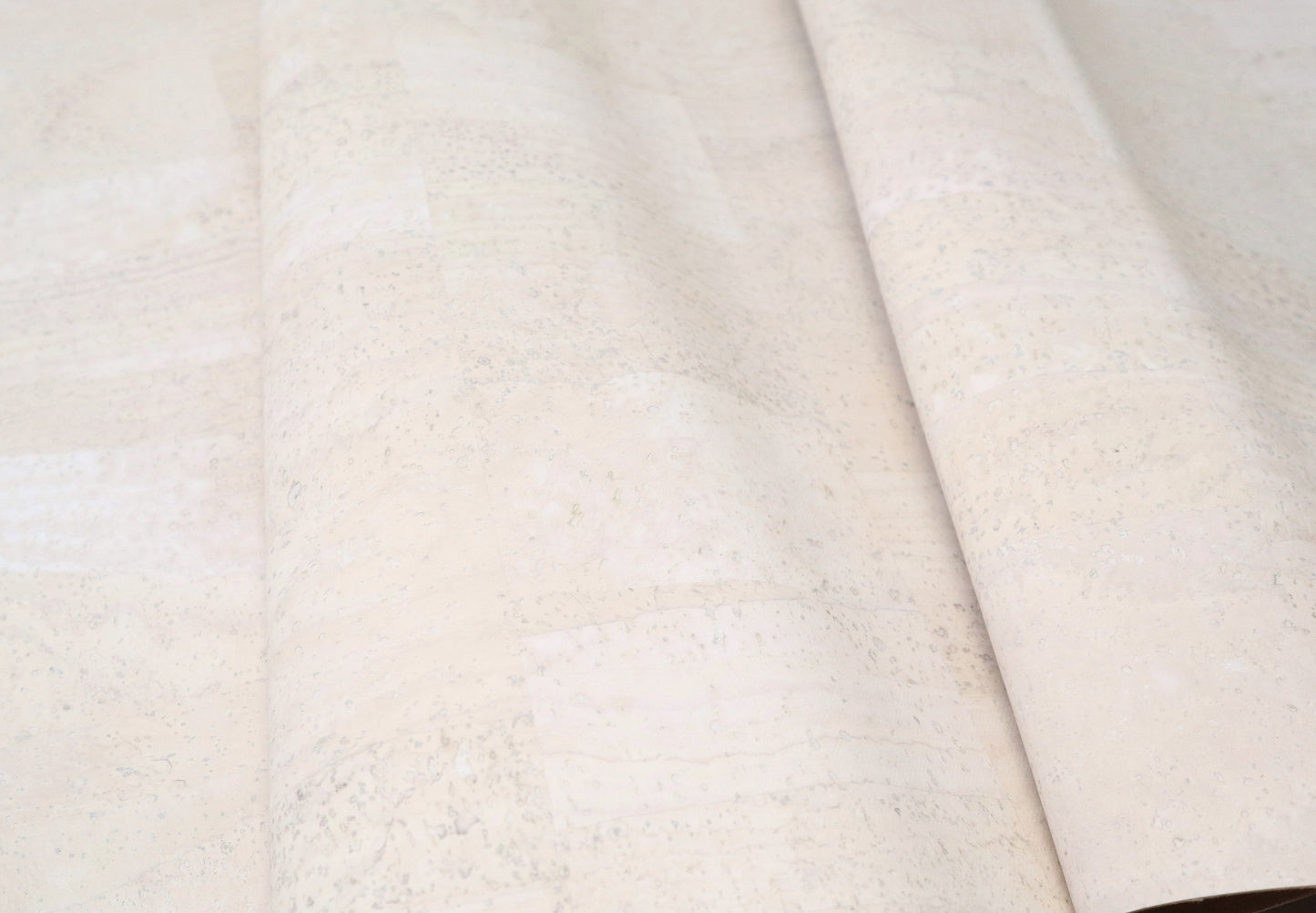 REMNANT/OFFCUT - Cork Fabric 18" x 18" - White