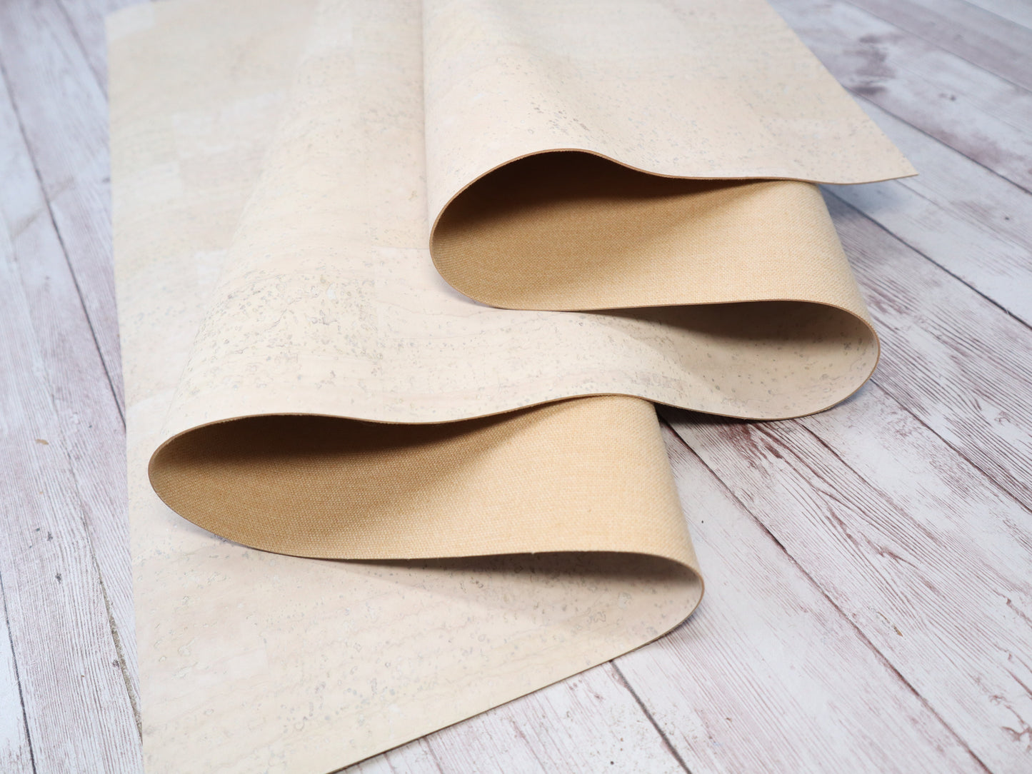 REMNANT/OFFCUT - Cork Fabric 18" x 18" - White