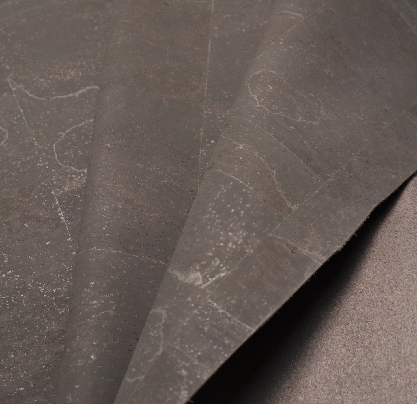 REMNANT/OFFCUT - Cork Fabric 15" x 36" - Ash