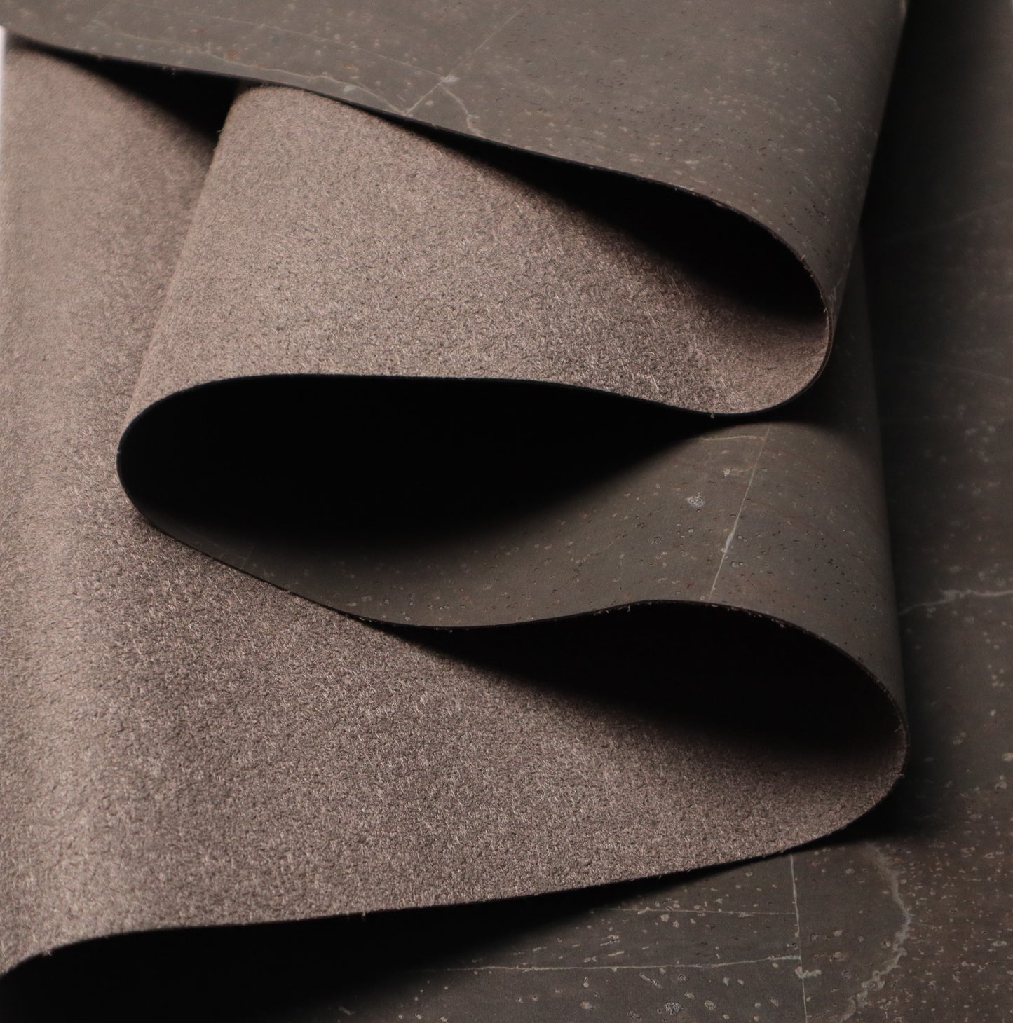 REMNANT/OFFCUT - Cork Fabric 15" x 36" - Ash