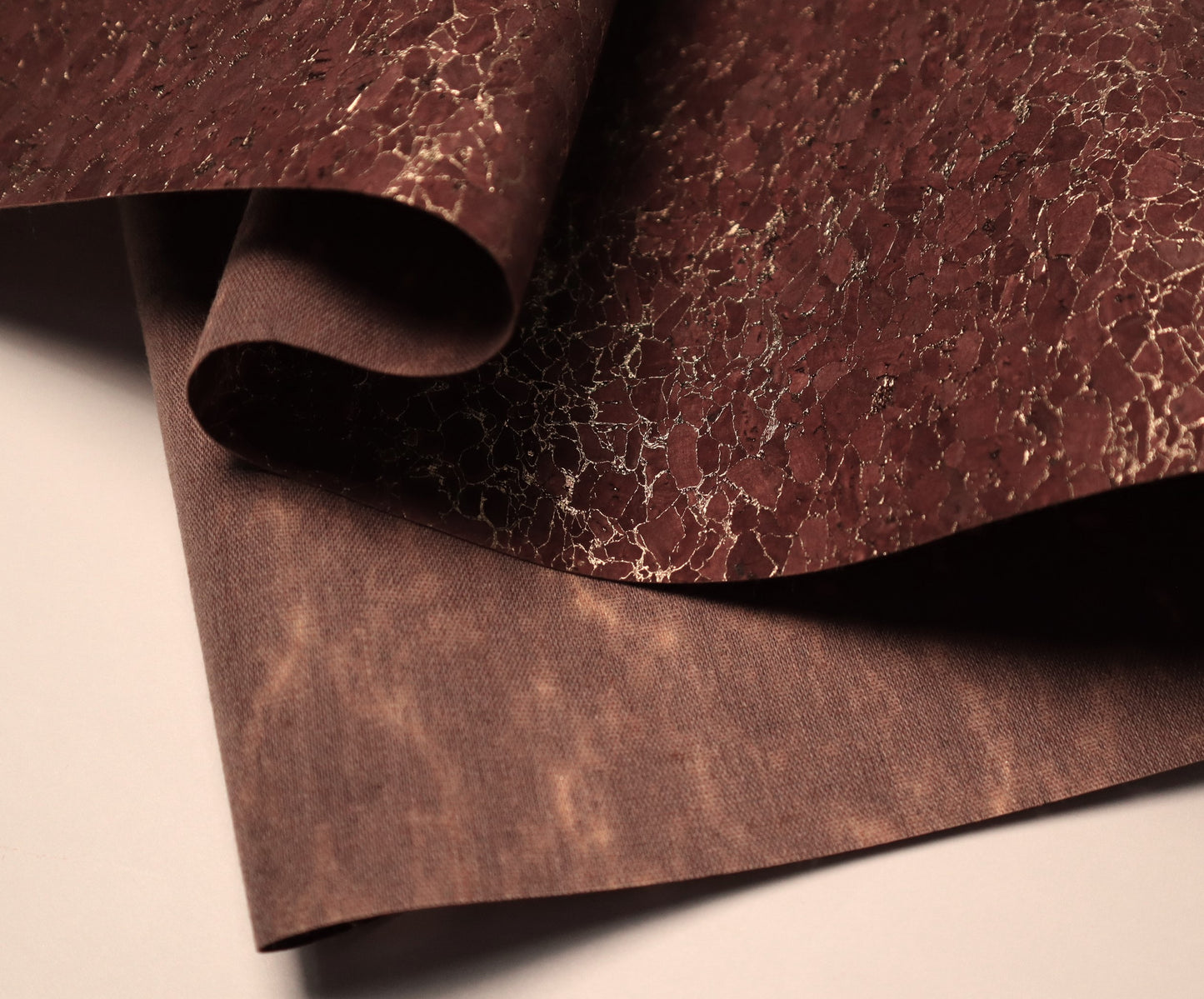 LITE Cork Fabric Roll - Gilded Mahogany