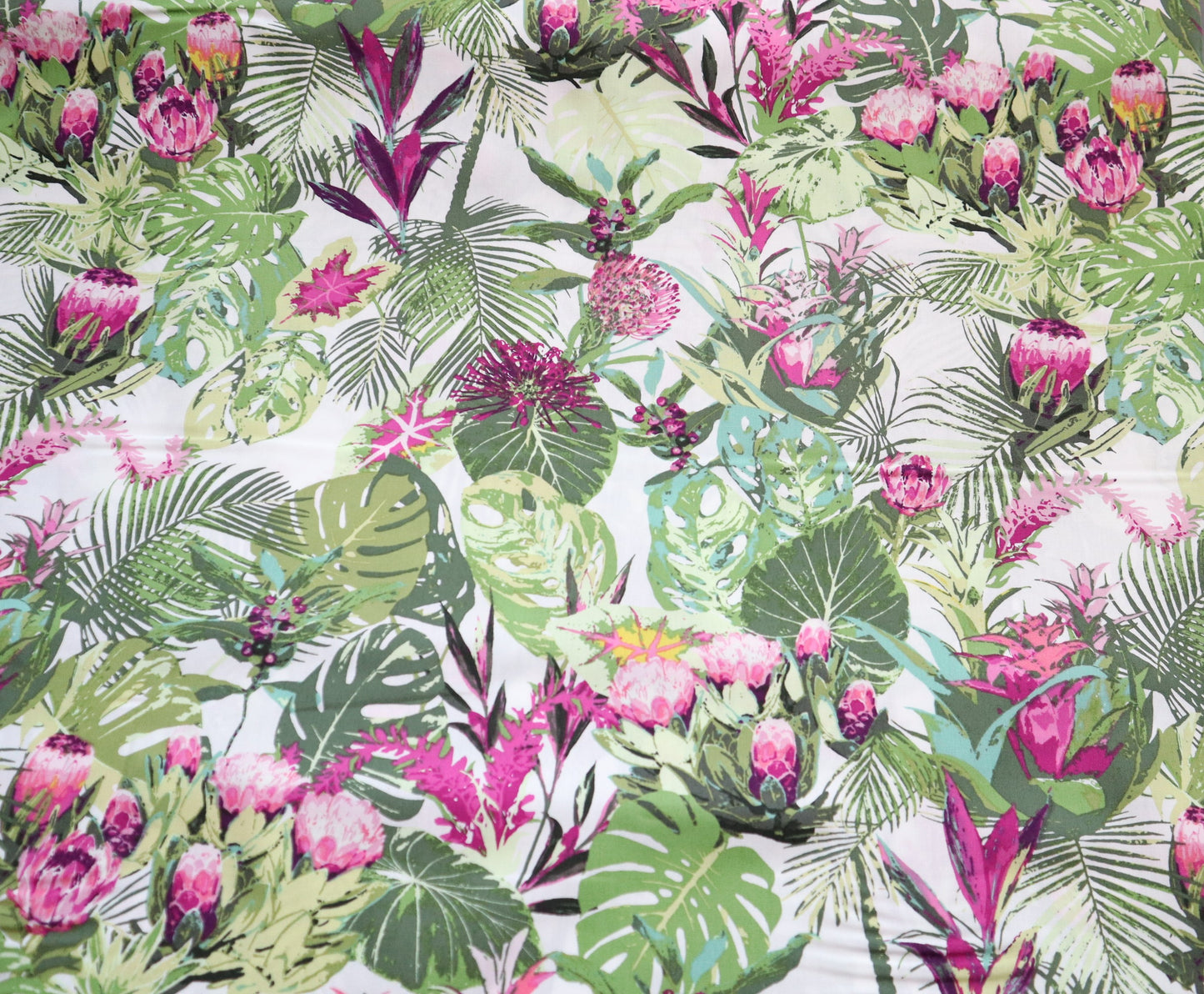 Premium Cotton - 1/2 YARD - Tropicalia Light