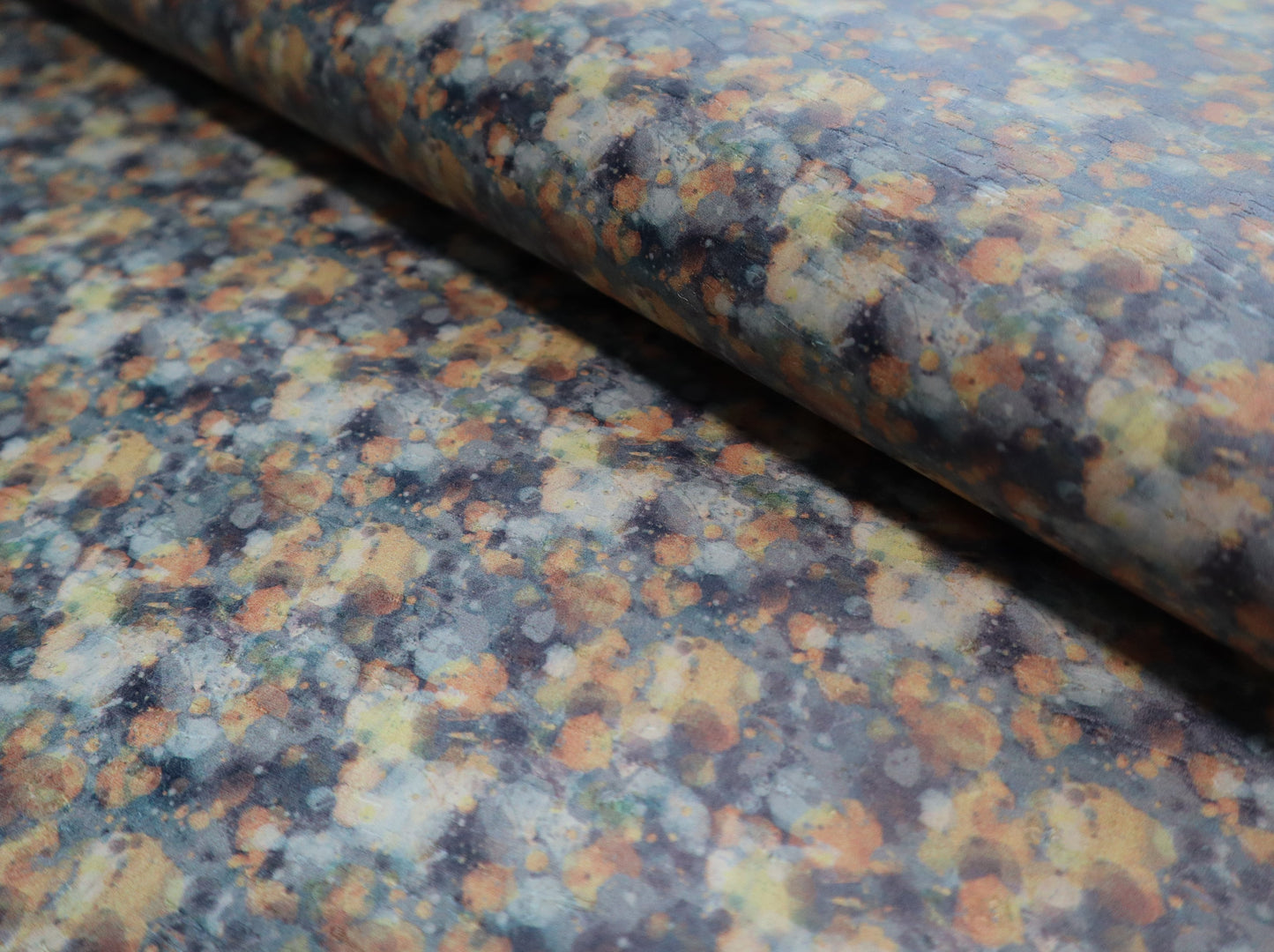 REMNANT/OFFCUT - Cork Fabric 18" x 18" - Focus