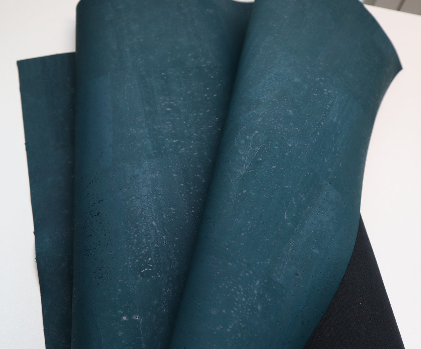 REMNANT/OFFCUT - Cork Fabric 16" x 18" - Calypso