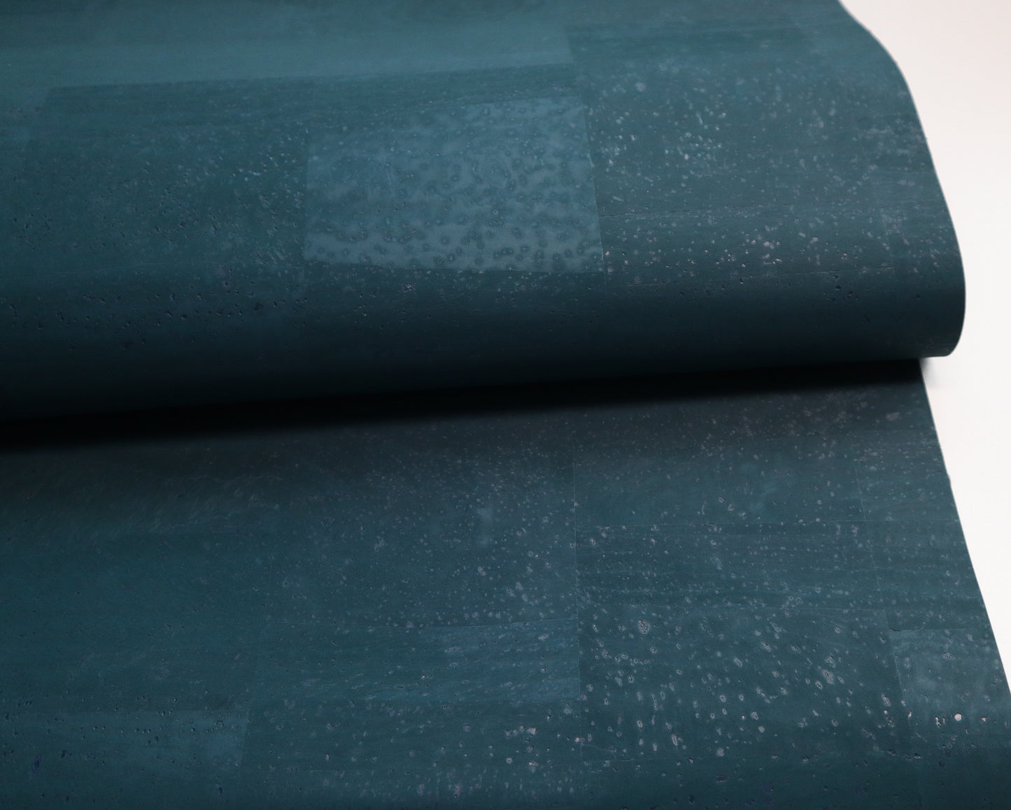 REMNANT/OFFCUT - Cork Fabric 16" x 18" - Calypso