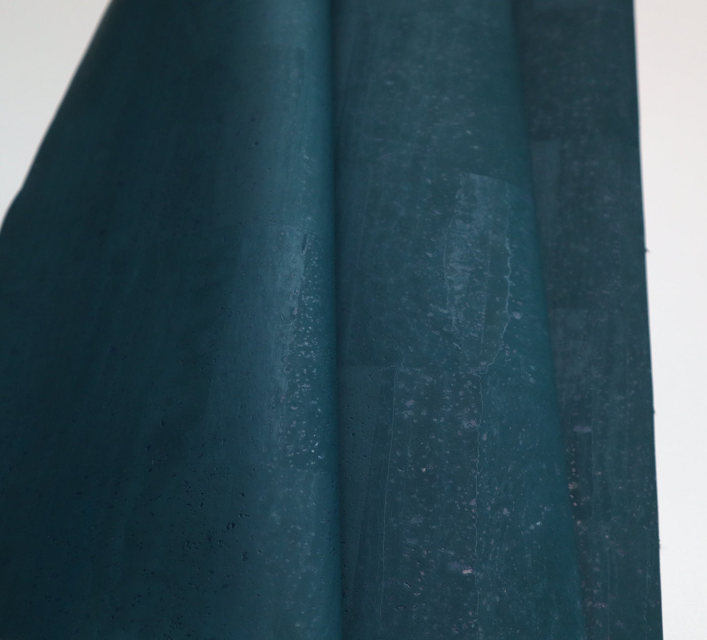 REMNANT/OFFCUT - Cork Fabric 16" x 18" - Calypso