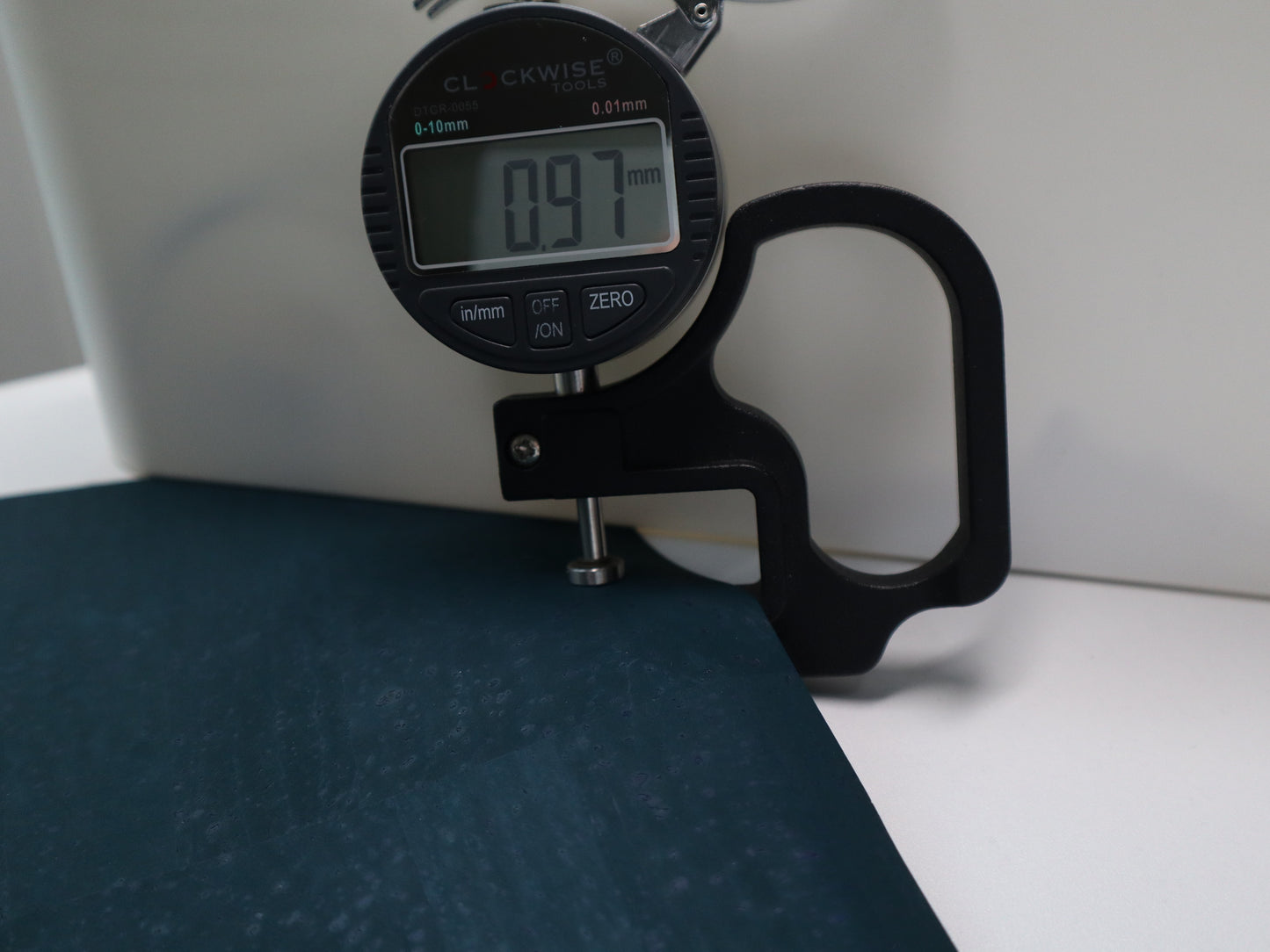 REMNANT/OFFCUT - Cork Fabric 16" x 18" - Calypso