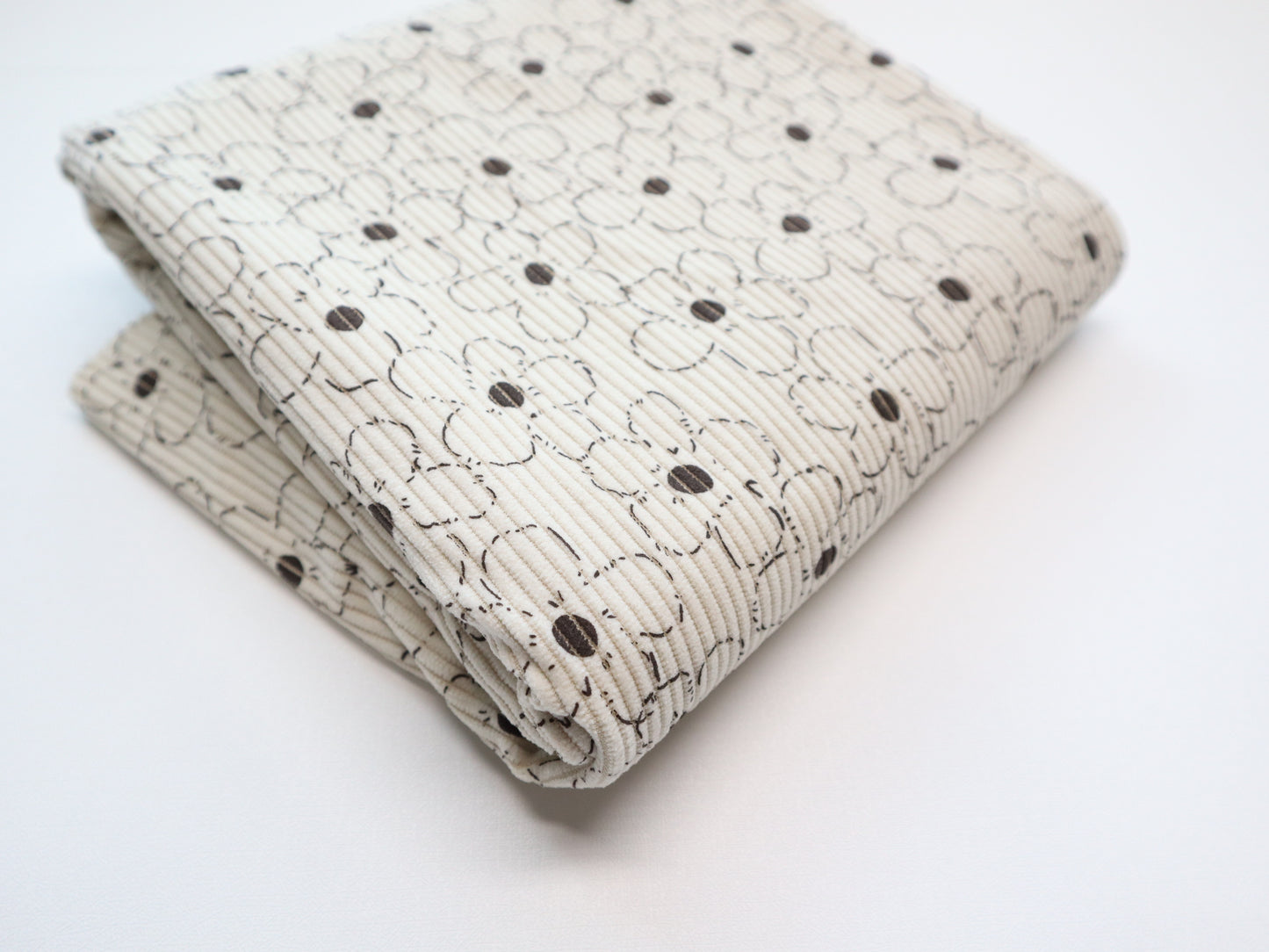 REMNANT/OFFCUT - Corduroy 8 Wale - Cream Flower - 22" x 58"