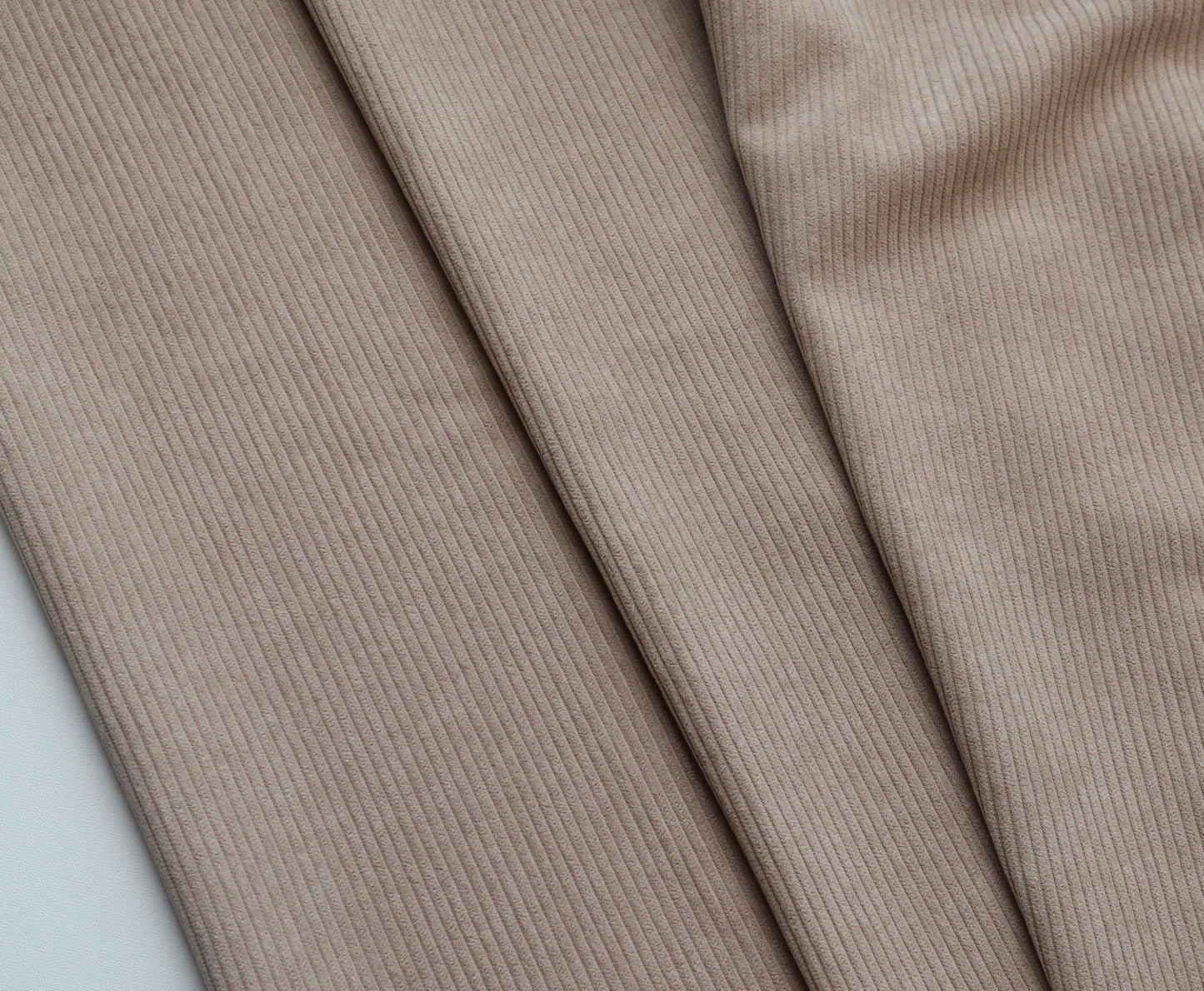 REMNANT/OFFCUT - Corduroy 7 Wale - Mushroom- 17.75" x 58"