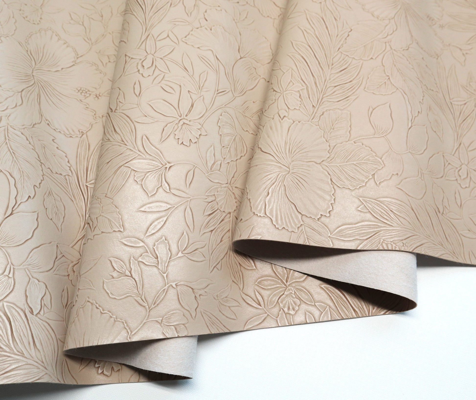 REMNANT/OFFCUT - Embossed Faux Leather - Cashmere - 8" x 26"