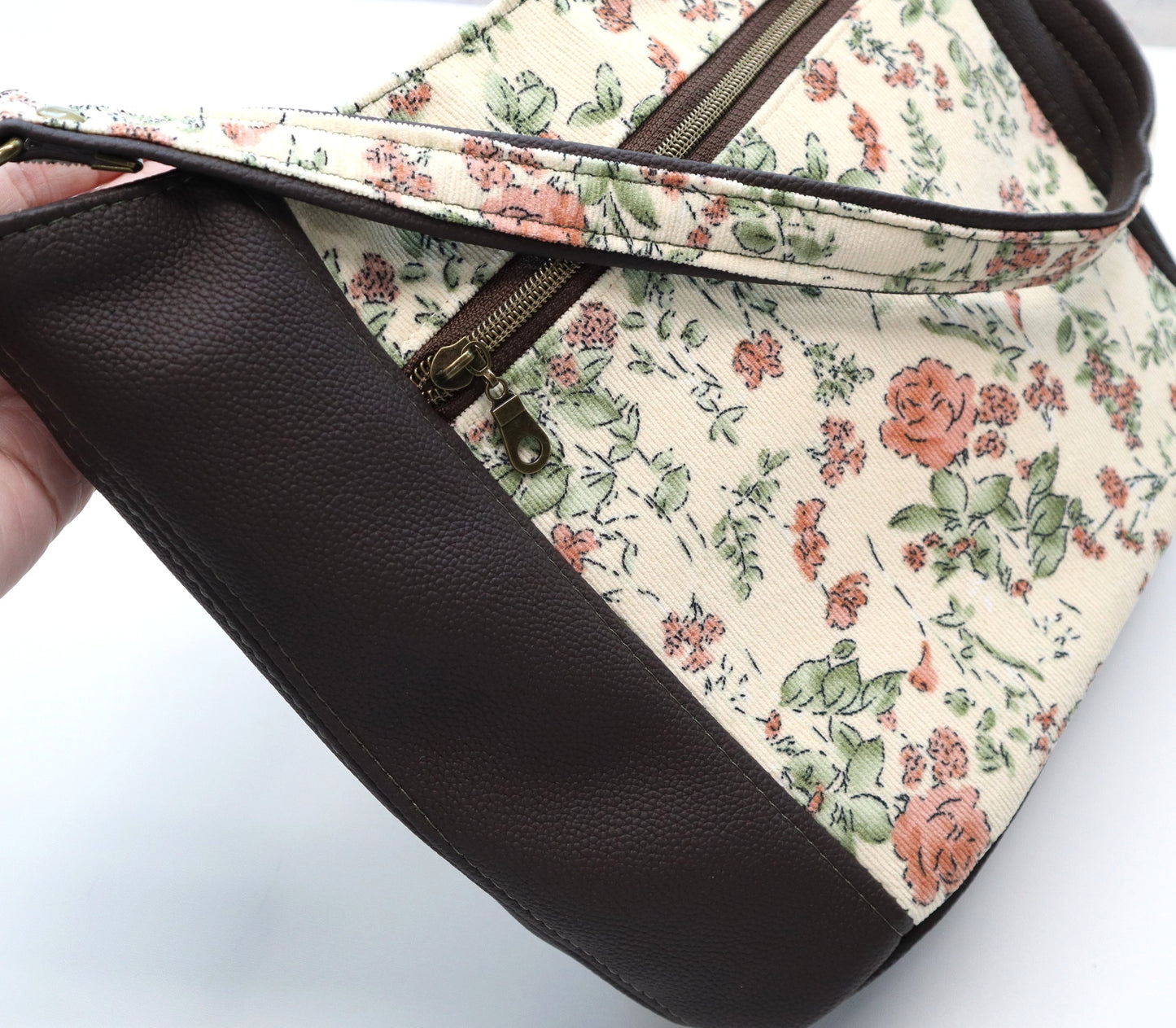 Everyday Shoulder Bag - Heirloom & Dark Chocolate