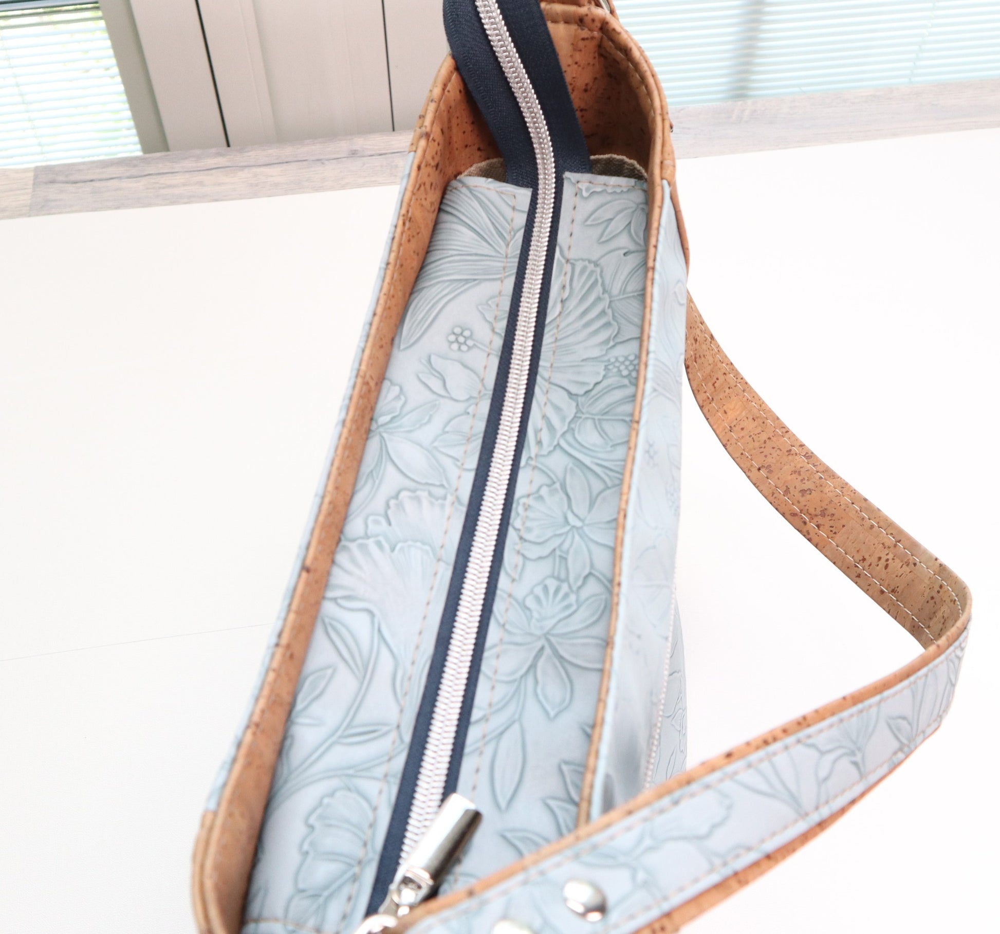 Everyday Shoulder Bag - Rain & Tobacco