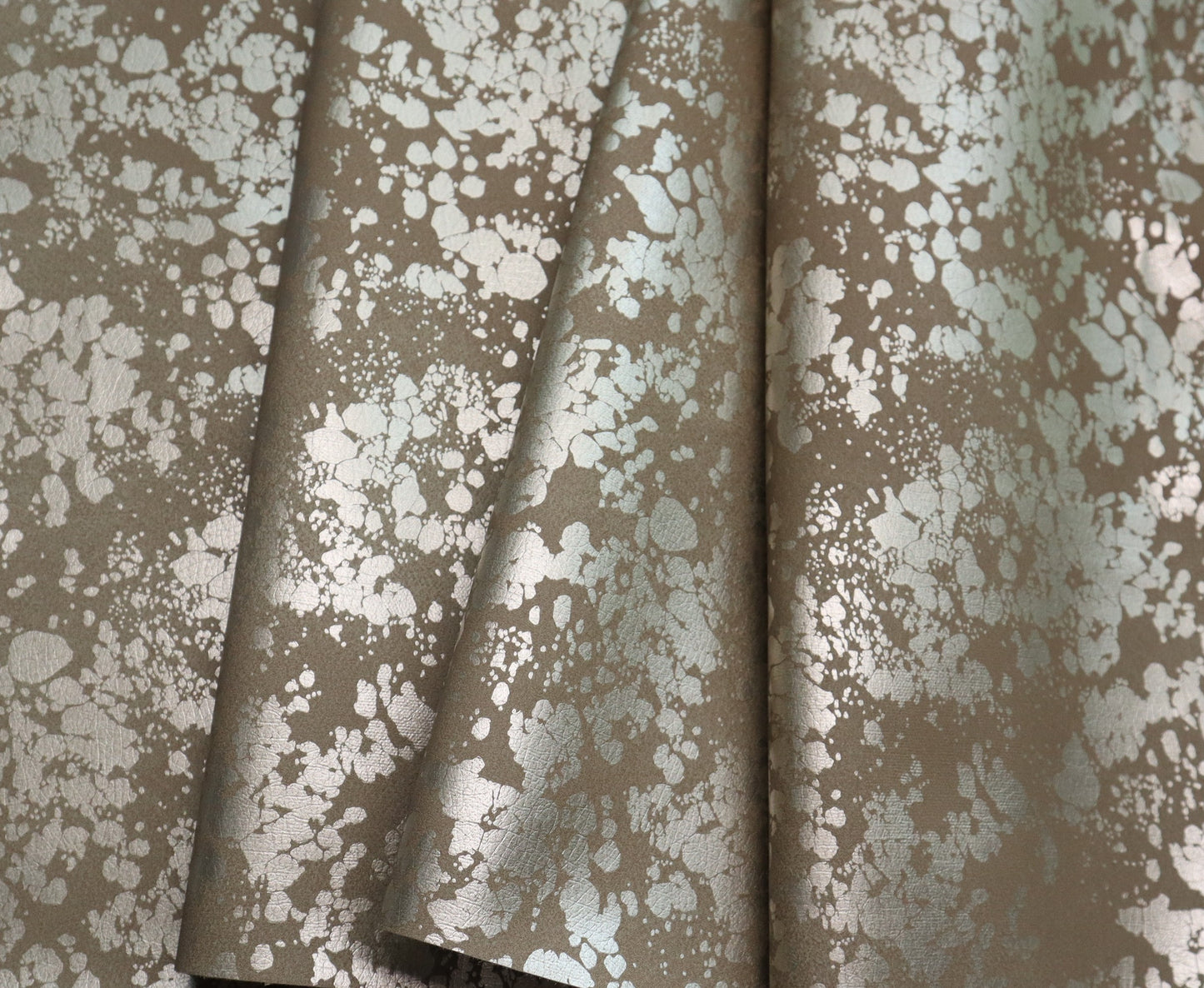 Faux Leather - Muted Gold - 18" x 54" Roll