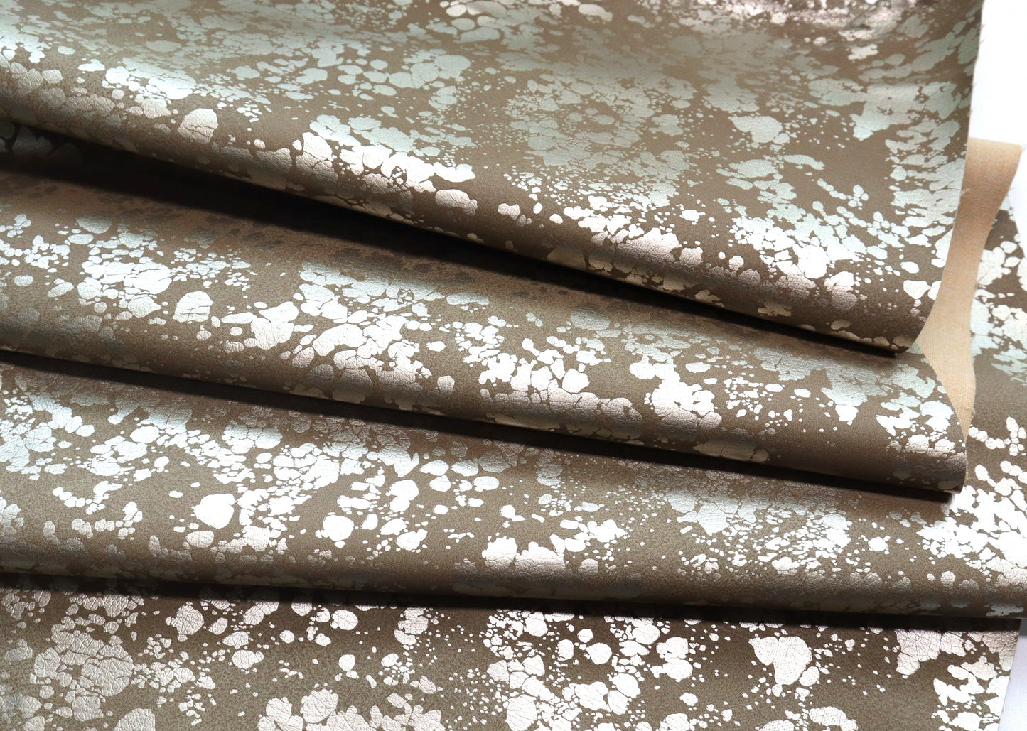 Faux Leather - Muted Gold - 18" x 54" Roll