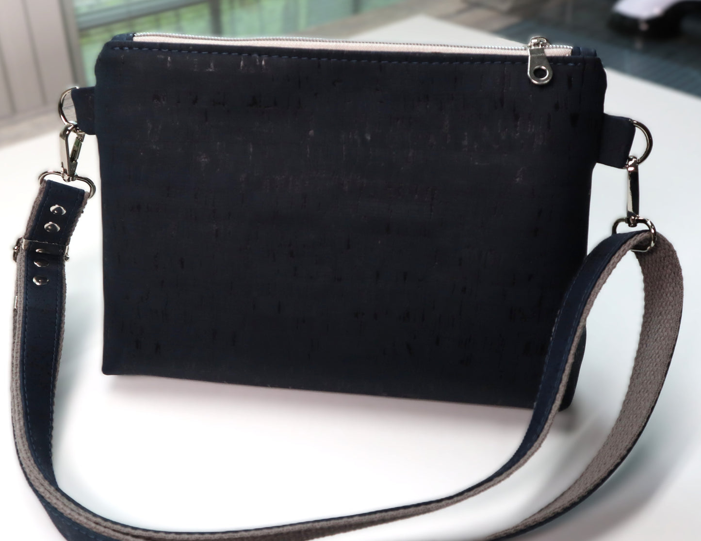 Vista Crossbody Clutch - Coastal Navy