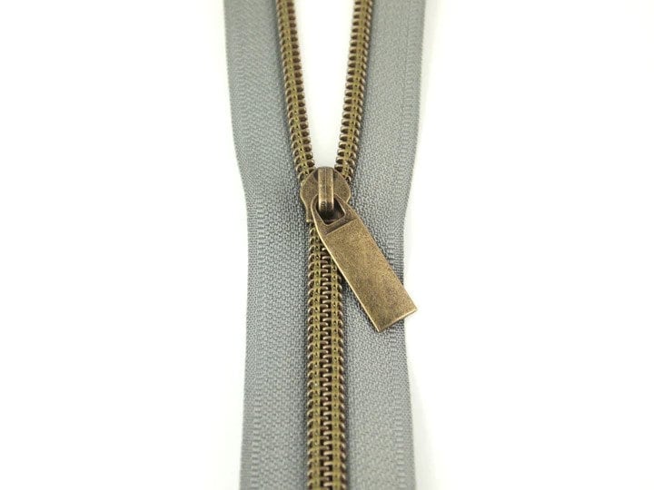 Nylon Coil #5 Zipper Grey  (3 yard 9 pulls) Sallie Tomato Zippers